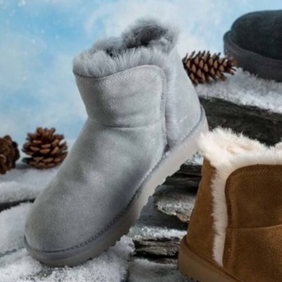 UGG Women’s Classic Mini Fluff High-Low Boots - Picture 1 of 5